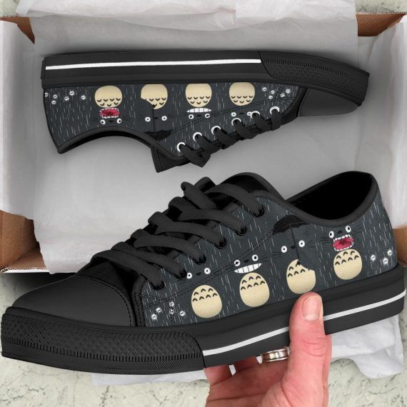 Totoro In The Rain Low Top Shoes