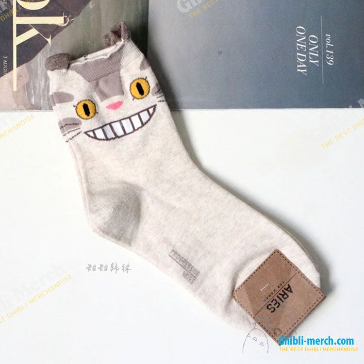 cat bus socks