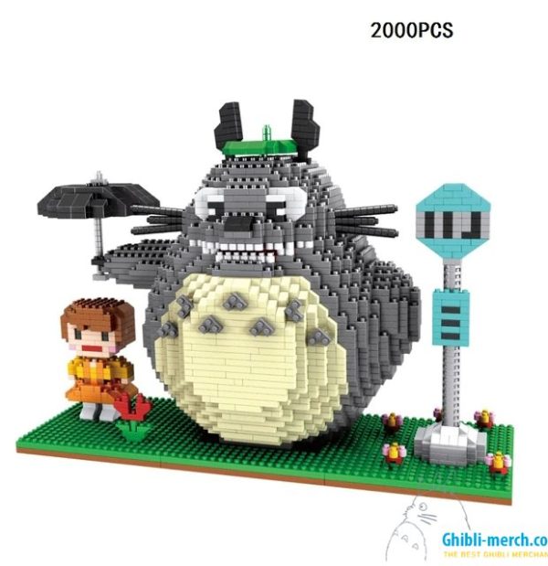 Totoro Bus Stop Building Blocks